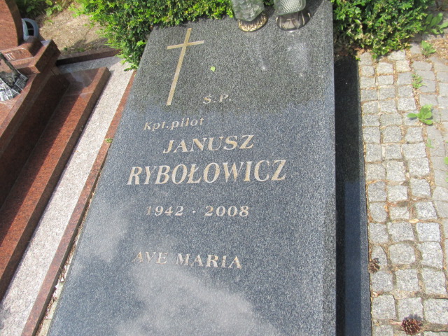 Janusz Rybołowicz 1942 Goleniów - Grobonet - Wyszukiwarka osób pochowanych