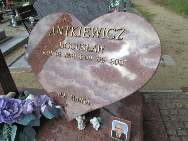 Bogusław Antkiewicz 1939 Goleniów - Grobonet - Wyszukiwarka osób pochowanych