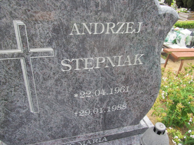 Andrzej Stępniak 1961 Goleniów - Grobonet - Wyszukiwarka osób pochowanych