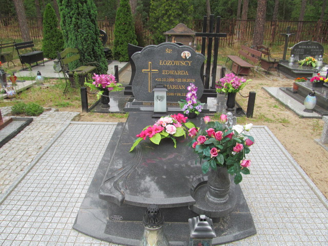 Grób Marian Łozowski