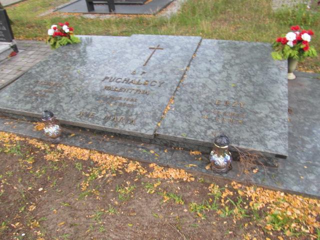 Grób Walentyna Puchalska