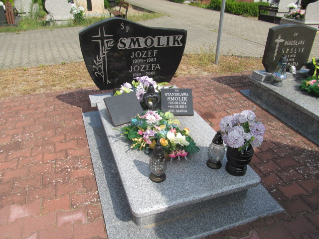 Grób Władysław Smolik
