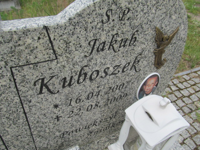 Grób Jakub Kuboszek-dziecko