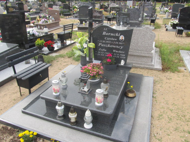 Grób Zofia Paszkowska