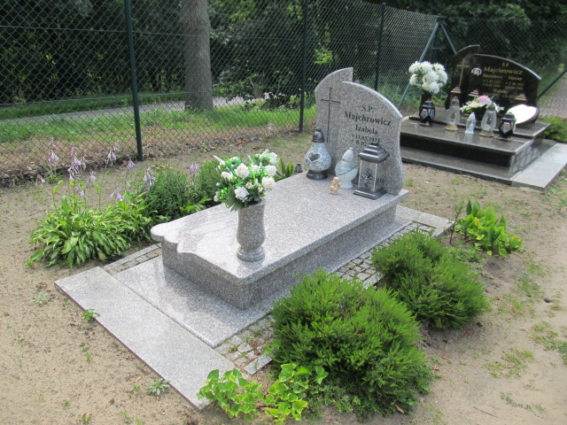 Grób Izabela Majchrowicz